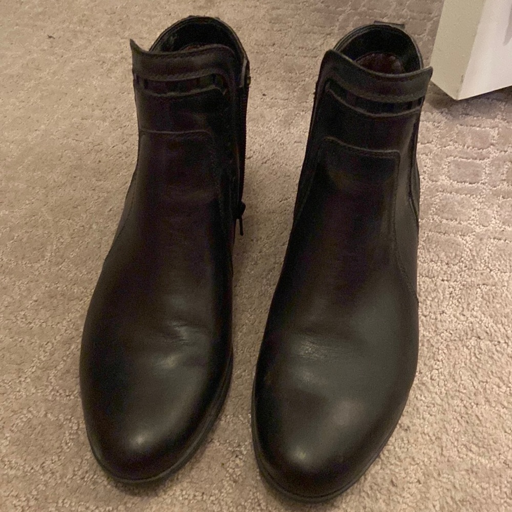 Cobb Hill by Rockport booties